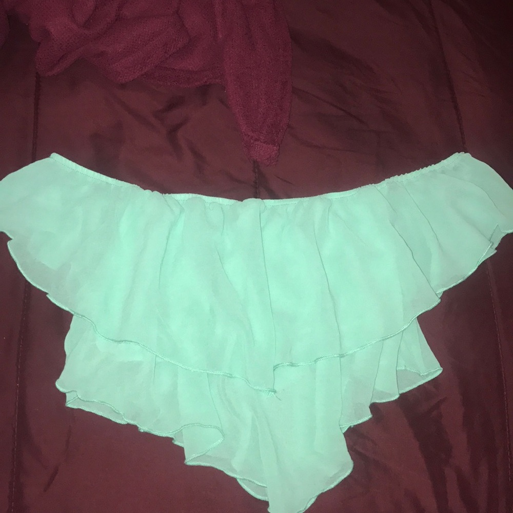 Aqua drape off shoulders crop top - Picture 3 of 3